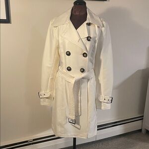 Kenneth Cole New York Cream Trench Coat